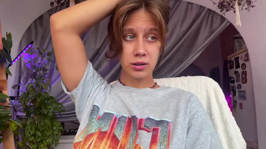Sasha_moormeoow Cam Show Recorded 2025-04-28