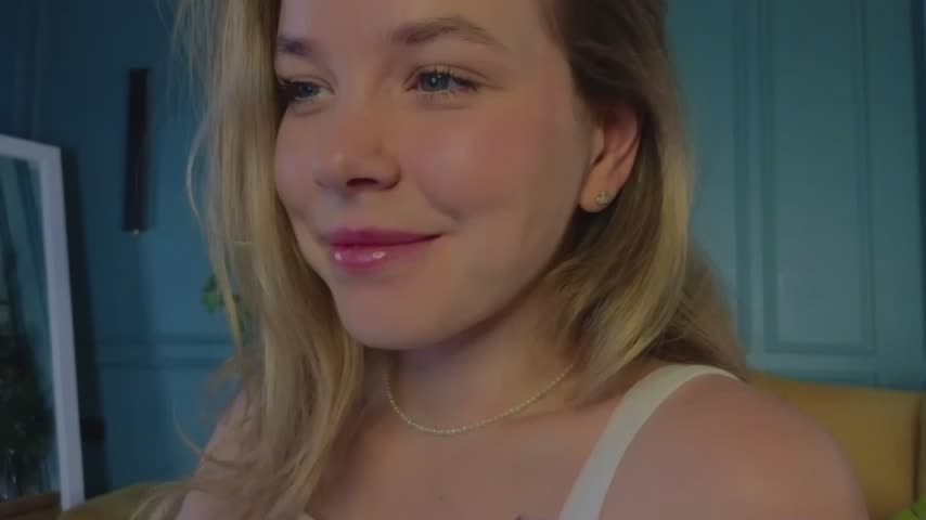 Milly_shy Cam Show Recorded 2025-04-28
