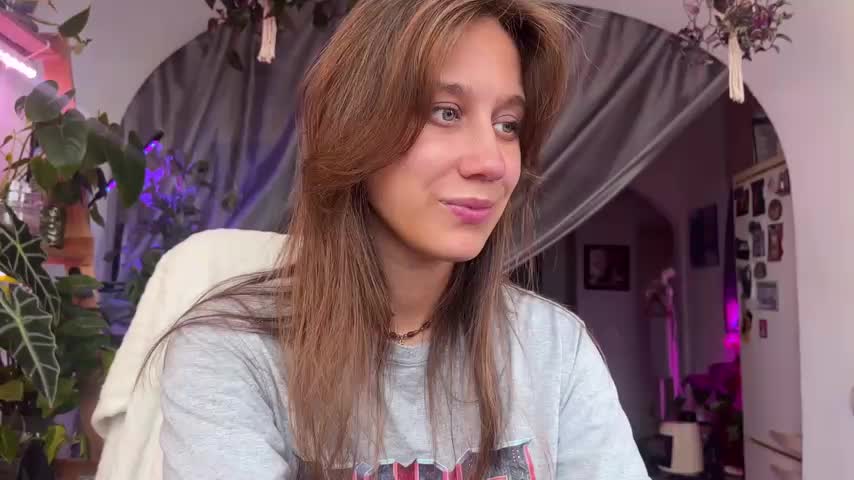 Sasha_moormeoow Cam Show Recorded 2025-04-28