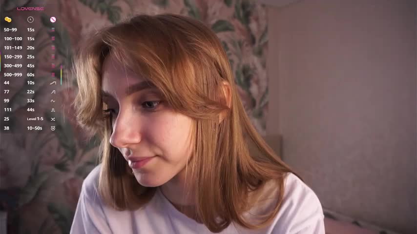 ElwineHigginson Cam Show Recorded 2025-04-28
