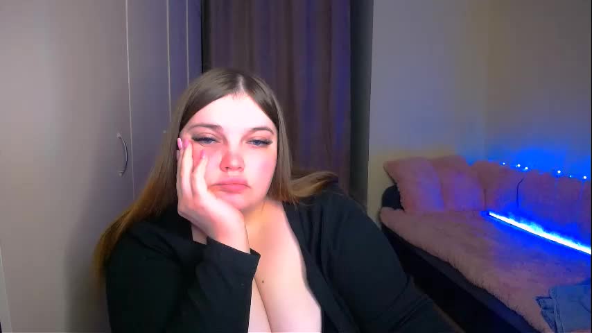 Emma_dorn Cam Show Recorded 2025-04-28