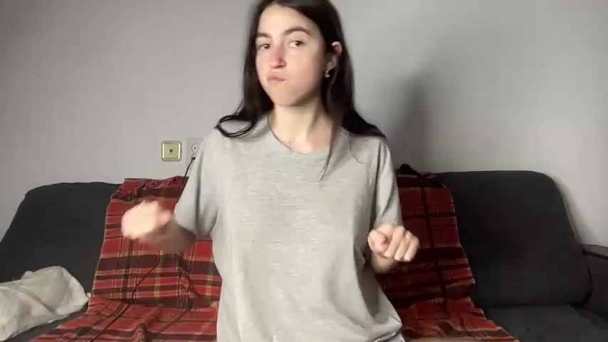 Iren_ferrari Cam Show Recorded 2025-04-29