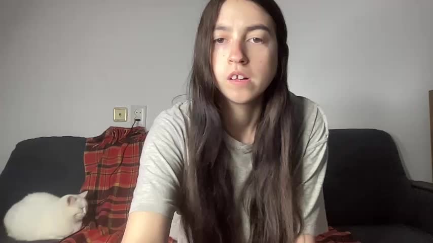 Iren_ferrari Cam Show Recorded 2025-04-29