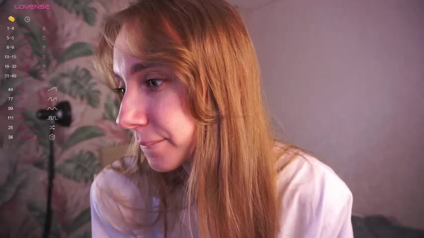 ElwineHigginson Cam Show Recorded 2025-04-29