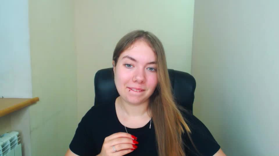 Zoey_deuttch Cam Show Recorded 2025-04-29