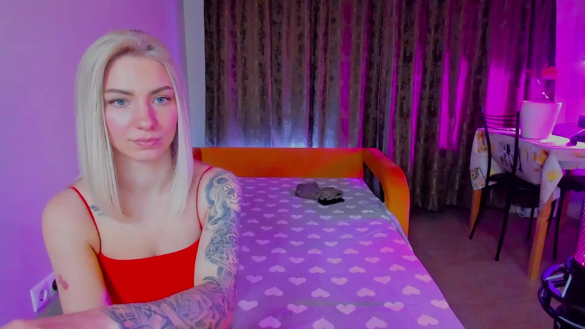 HulkLisandra Cam Show Recorded 2025-04-30