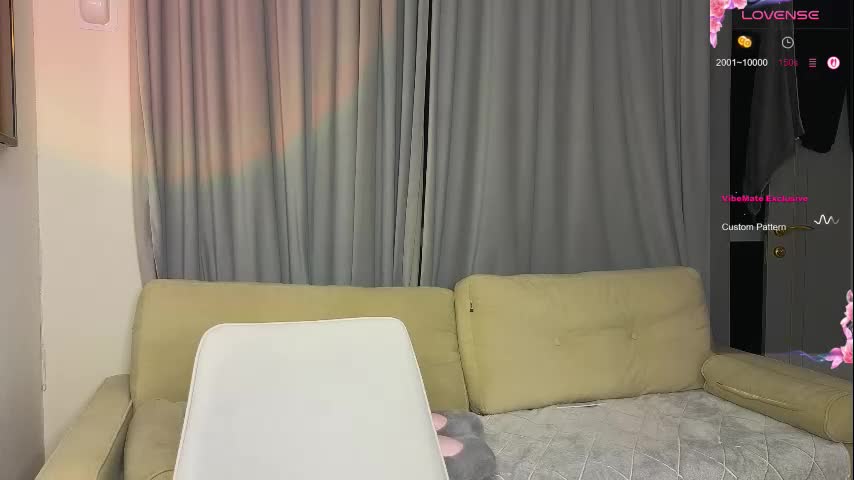 Lovely_babyy Cam Show Recorded 2025-04-30