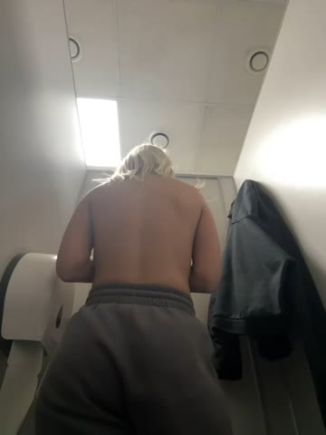 LikaCat Cam Show Recorded 2025-04-30