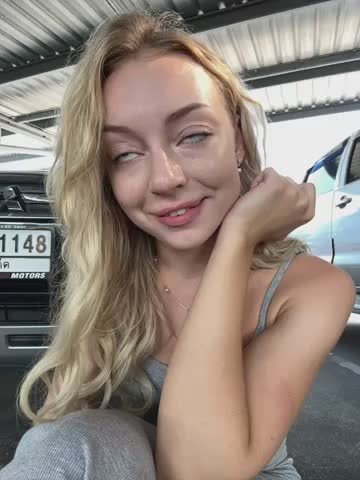 Melissa_grr Cam Show Recorded 2025-04-30