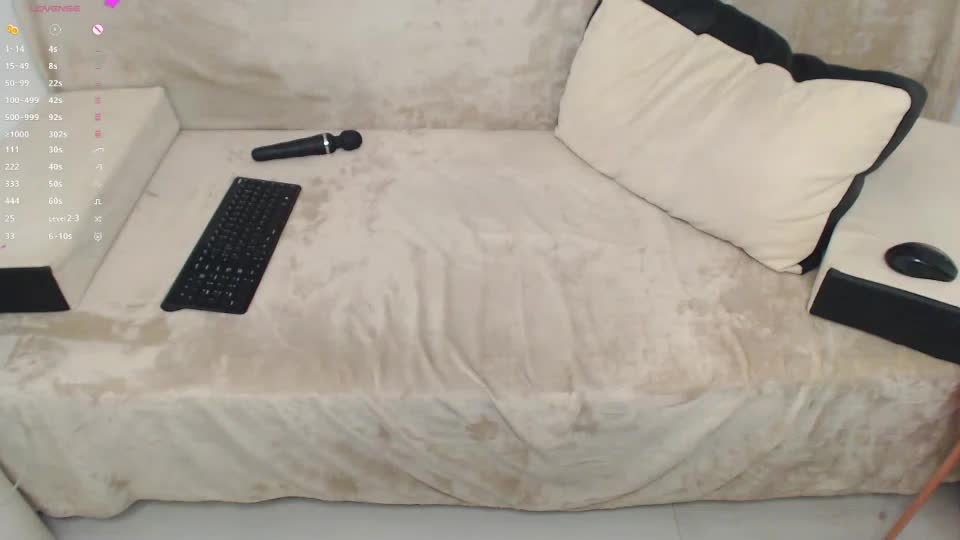 Agatha_ Cam Show Recorded 2025-04-30