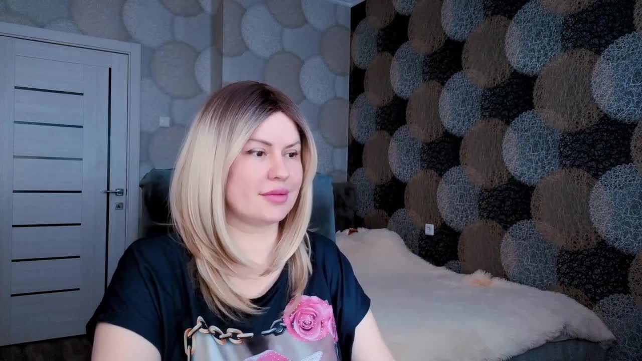 NATUSIK Cam Show Recorded 2025-04-30
