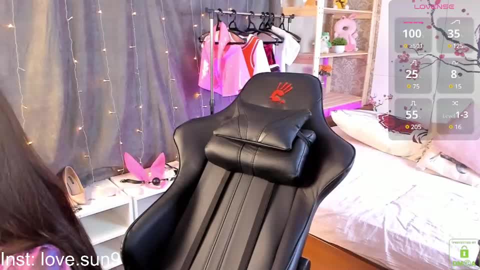 Michel_momsen Cam Show Recorded 2025-04-30