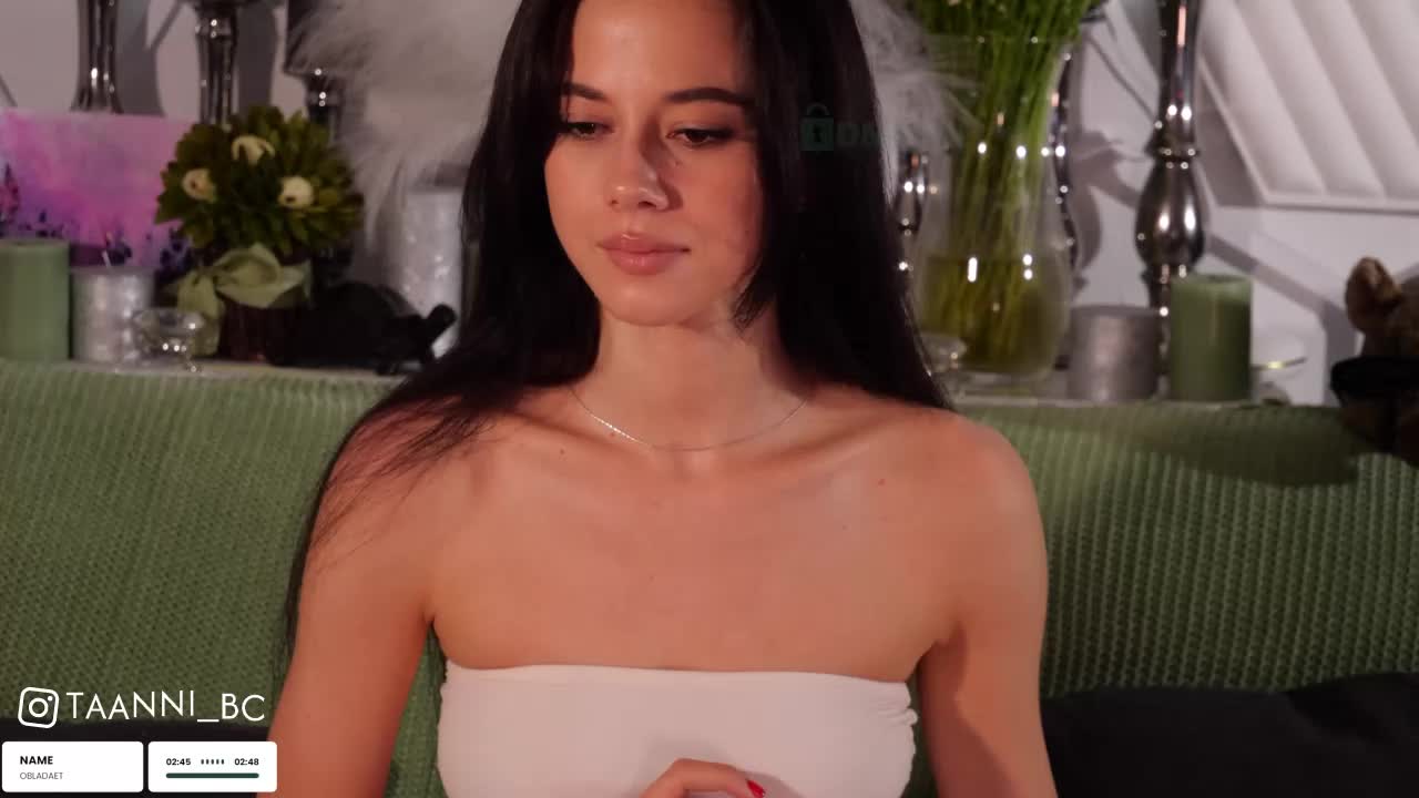 Taanni Cam Show Recorded 2025-04-30
