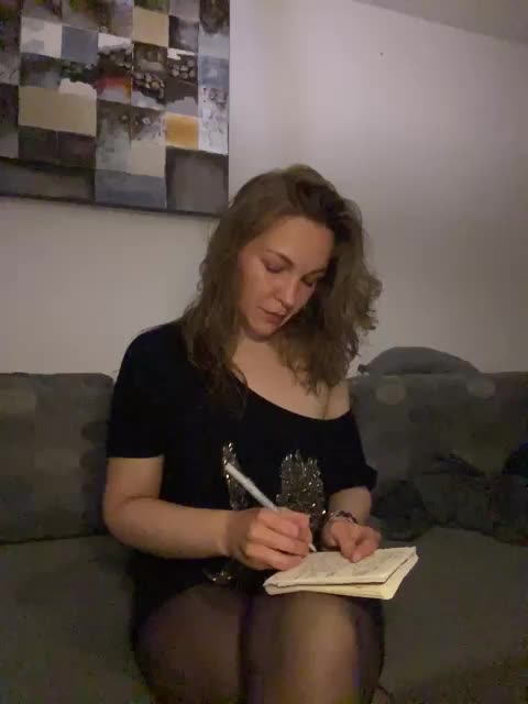 Alisasqrl Cam Show Recorded 2025-04-30