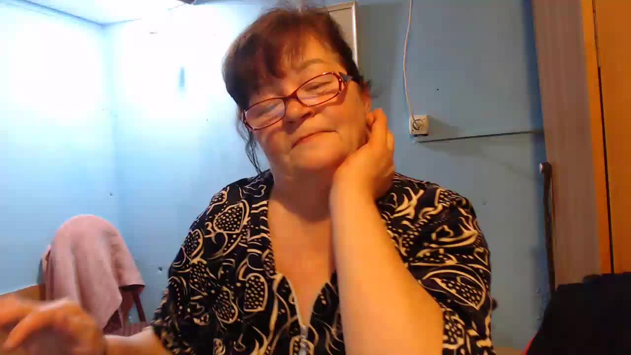 Elenavladimirovna Cam Show Recorded 2025-05-01