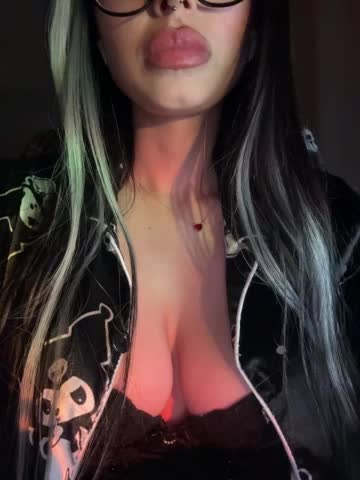 LeCriss Cam Show Recorded 2025-05-01