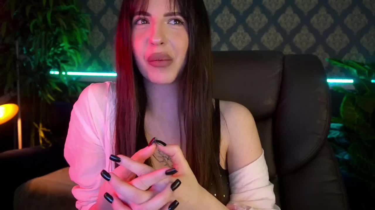 SinfulSapphiree Cam Show Recorded 2025-05-01