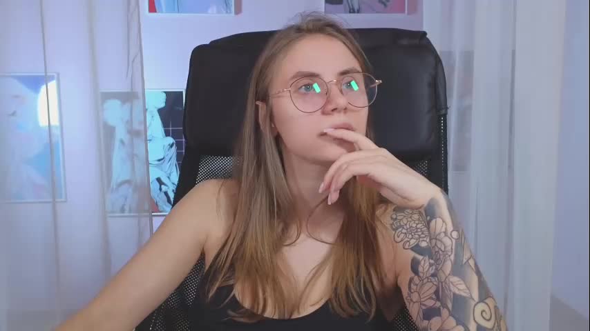 _lovelylove_ Cam Show Recorded 2025-05-01
