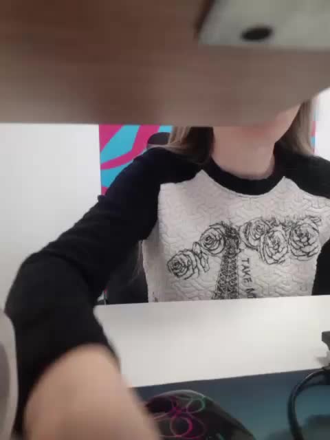 Xo4y-Tpax Cam Show Recorded 2025-05-01