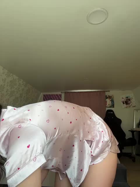 -MaybeBaby- Cam Show Recorded 2025-05-01