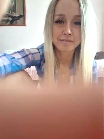 B_l_o_n_d_i_n_k_a Cam Show Recorded 2025-05-01