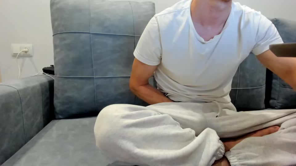 Axl_fx Cam Show Recorded 2025-05-01