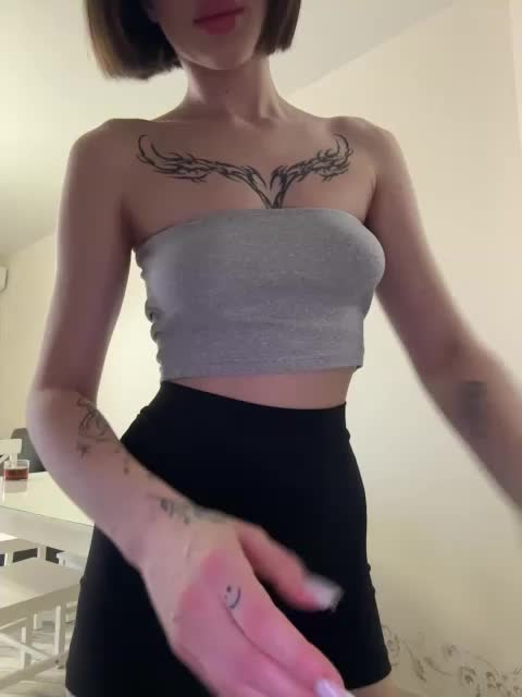 BabyDarii Cam Show Recorded 2025-05-01