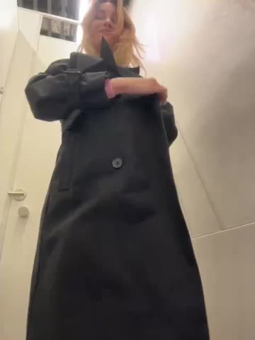 -Lana-Chester- Cam Show Recorded 2025-05-01