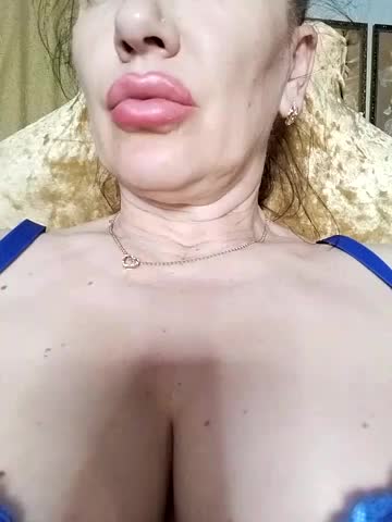 Lindaledi2 Cam Show Recorded 2025-05-02