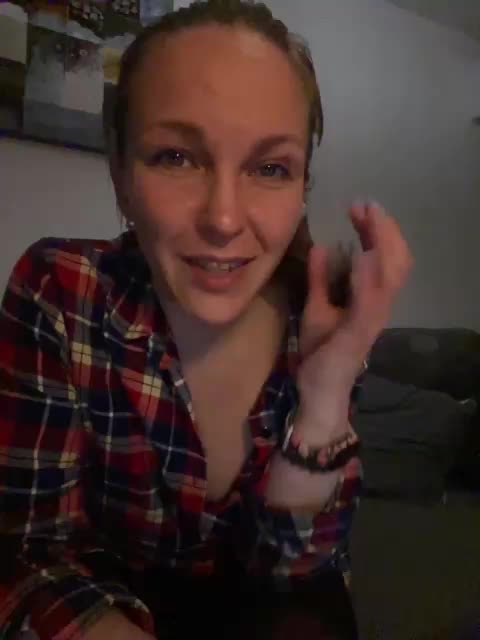 Alisasqrl Cam Show Recorded 2025-05-02
