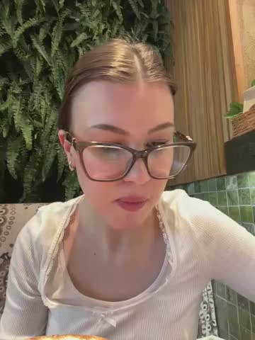 RinaCat Cam Show Recorded 2025-05-02