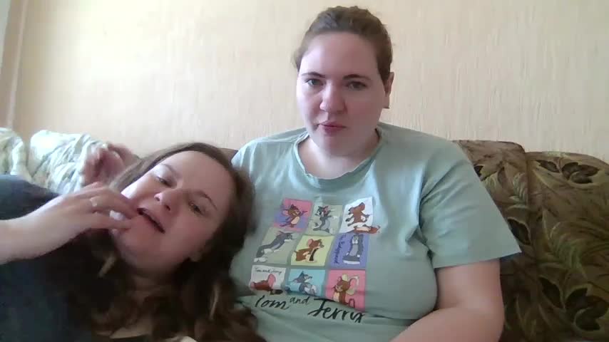 HollyXEva Cam Show Recorded 2025-05-02