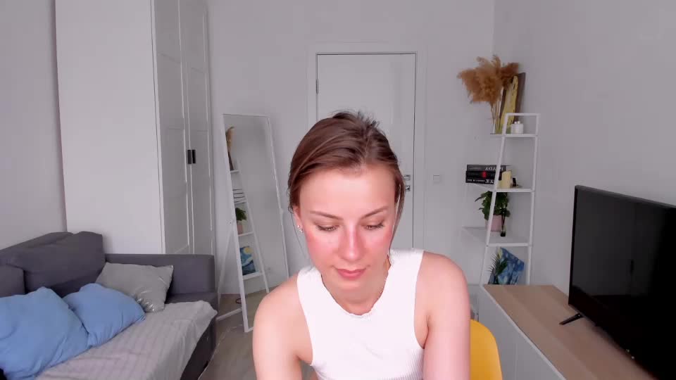 Elannand Cam Show Recorded 2025-05-02