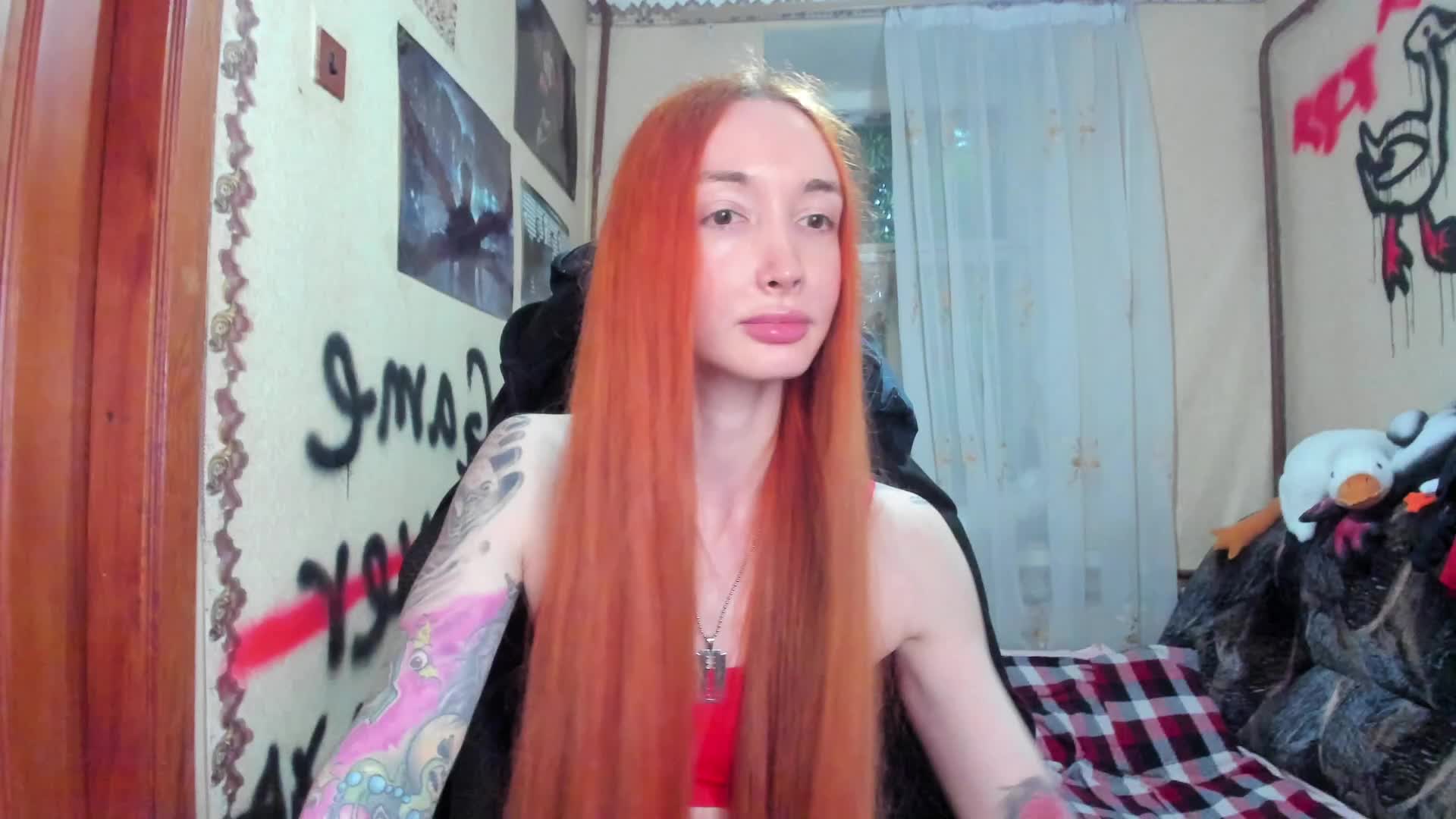 Roxy-Sun Cam Show Recorded 2025-05-02