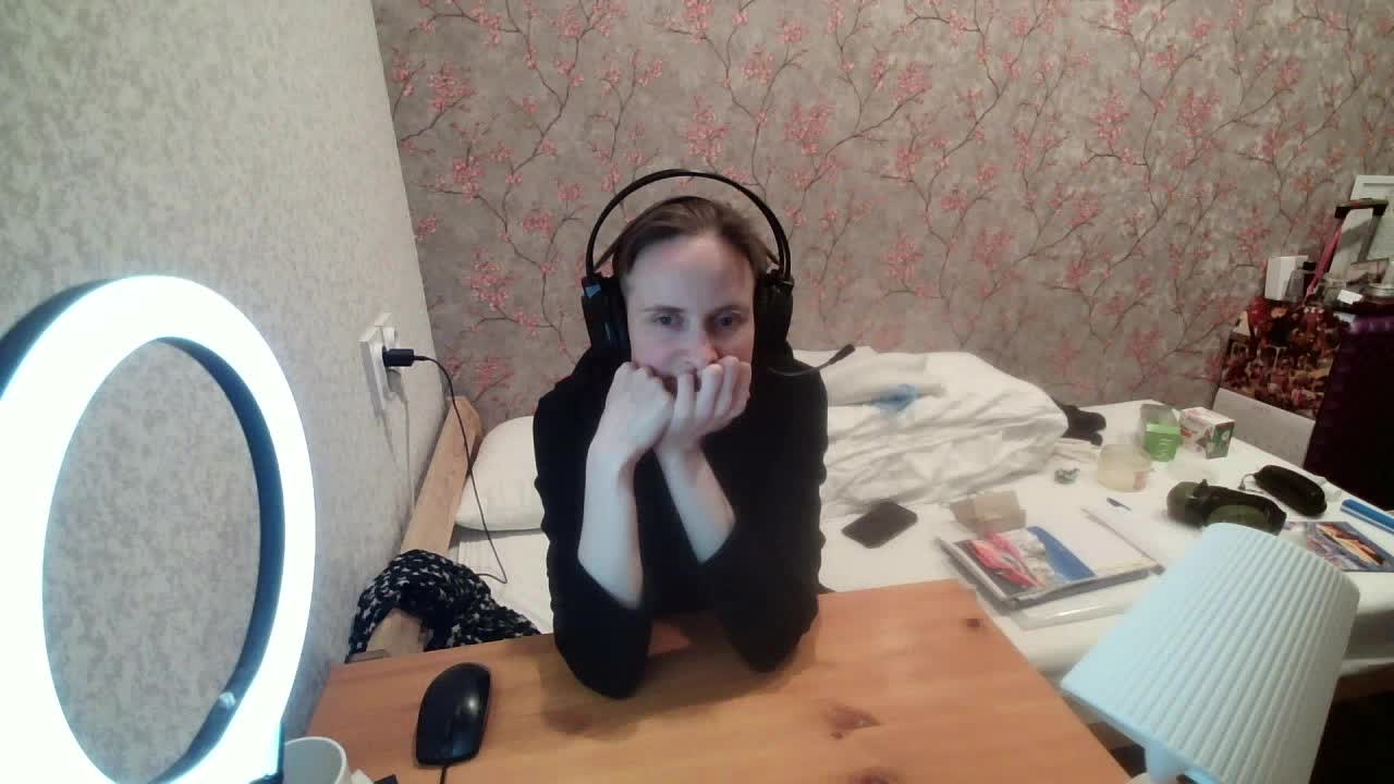 Magretta_Dering Cam Show Recorded 2025-05-02