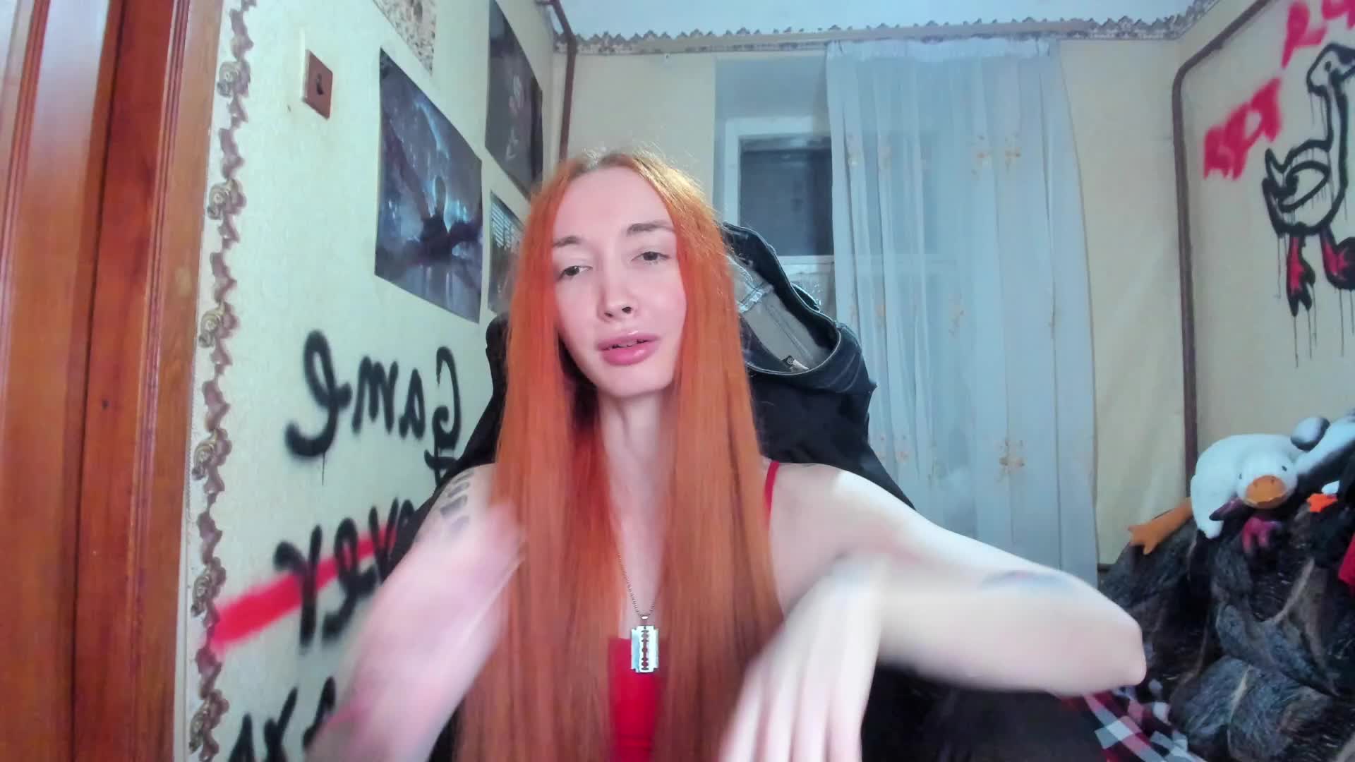 Roxy-Sun Cam Show Recorded 2025-05-03