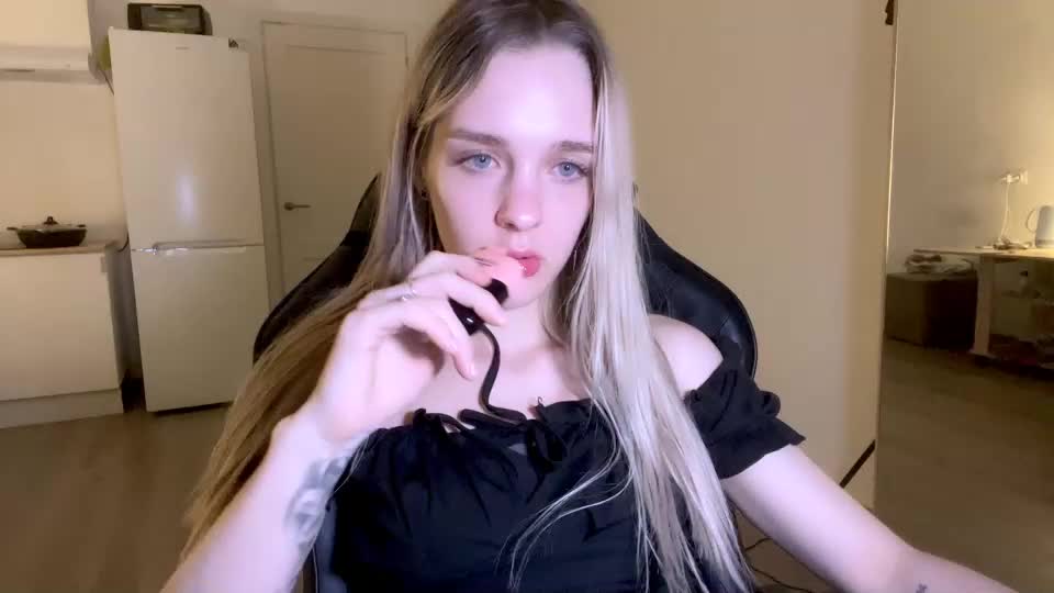 Sailormoon666_ Cam Show Recorded 2025-05-03