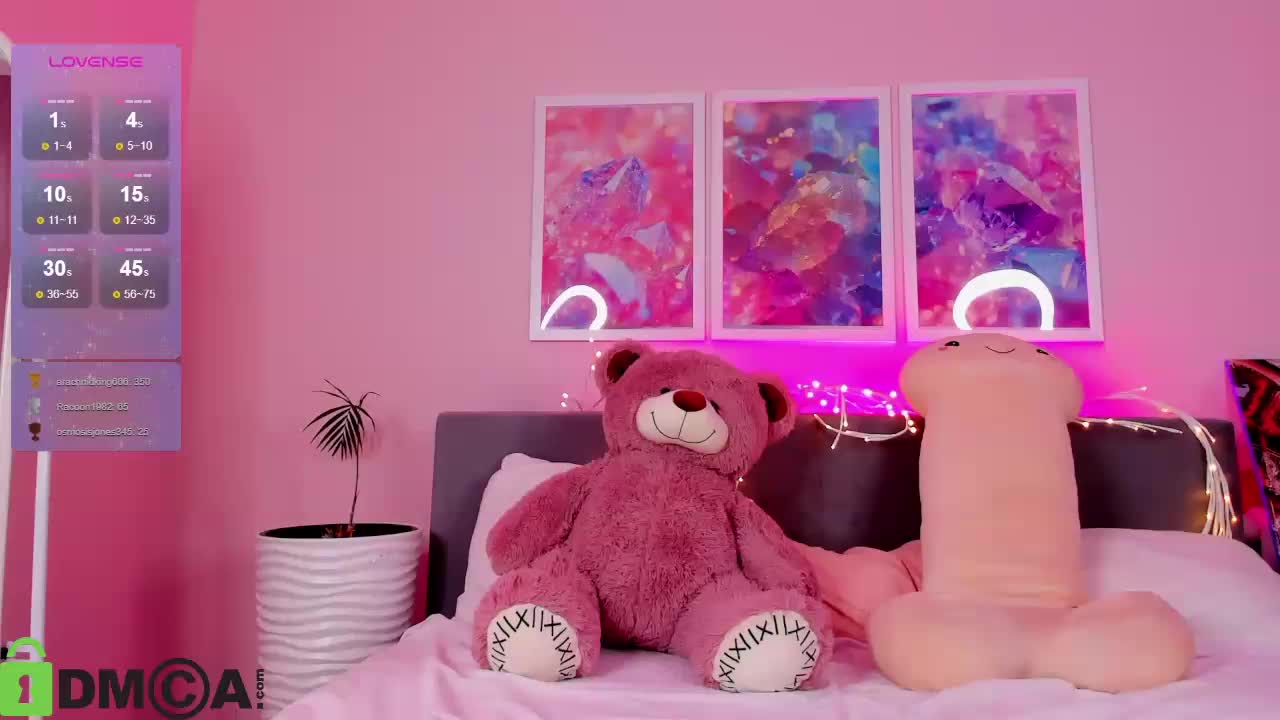 Sara-Moor Cam Show Recorded 2025-05-03