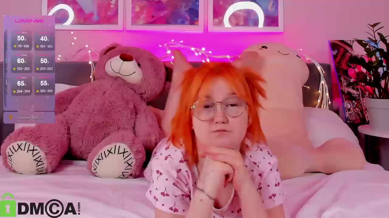Sara-Moor Cam Show Recorded 2025-05-03