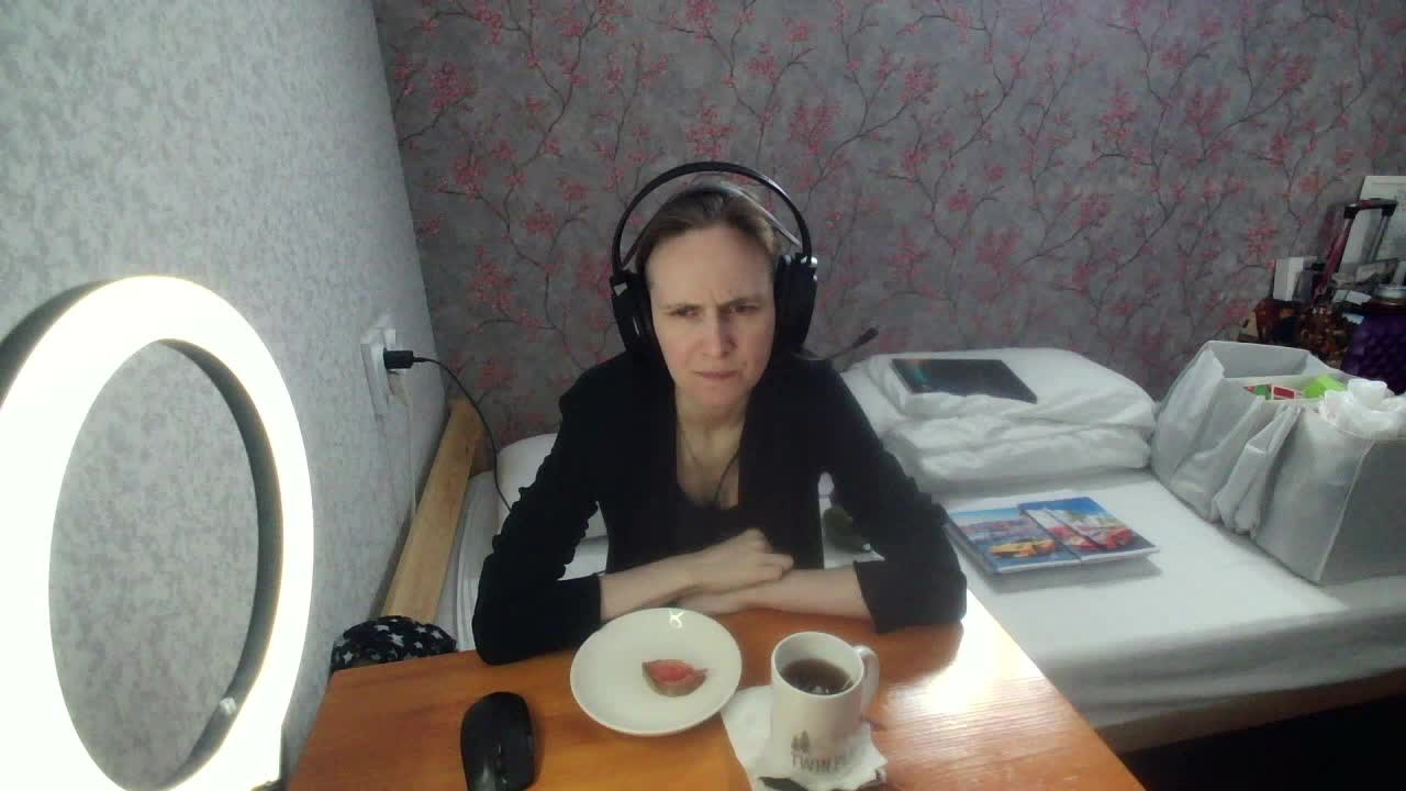 Magretta_Dering Cam Show Recorded 2025-05-03