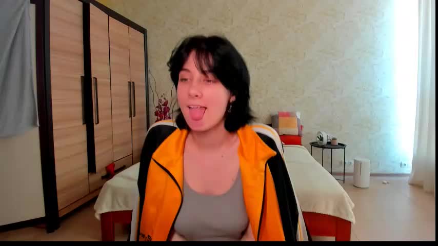 Julissweet Cam Show Recorded 2025-05-03