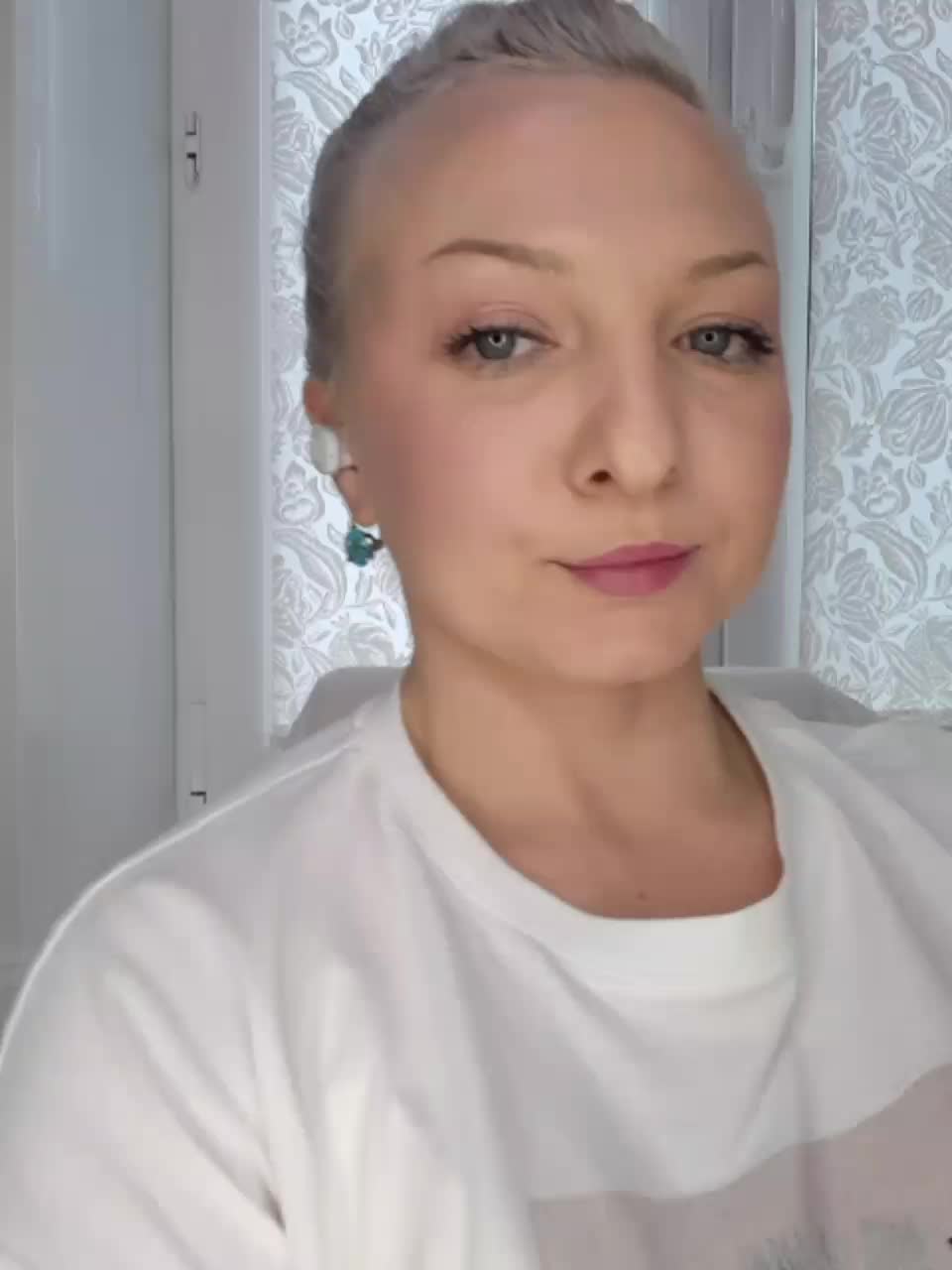 Anesteishen Cam Show Recorded 2025-05-03