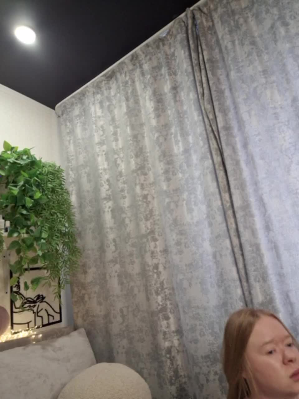 -scyrim- Cam Show Recorded 2025-05-03