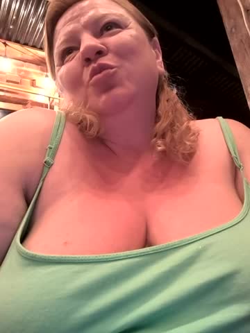 Jusichka Cam Show Recorded 2025-05-04