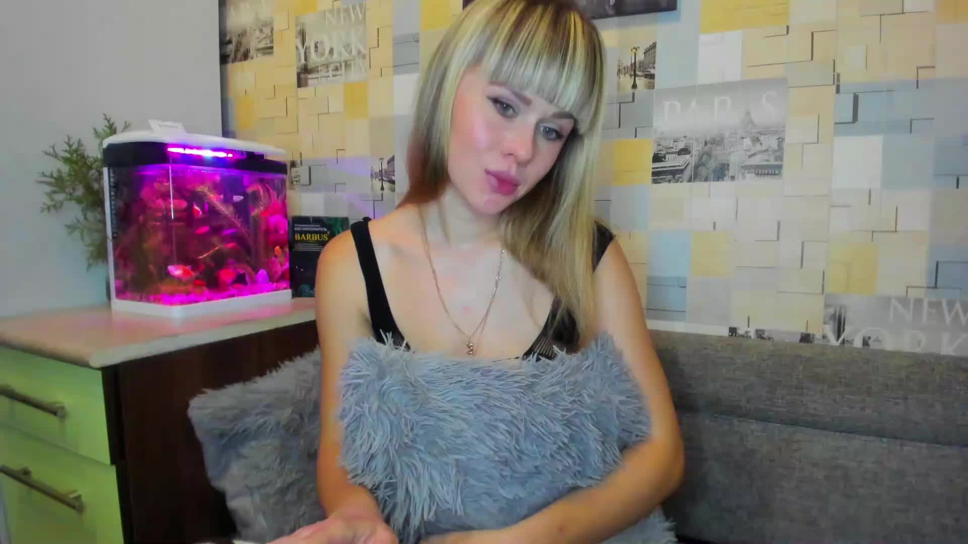 Vanilla_sexy Cam Show Recorded 2025-05-04