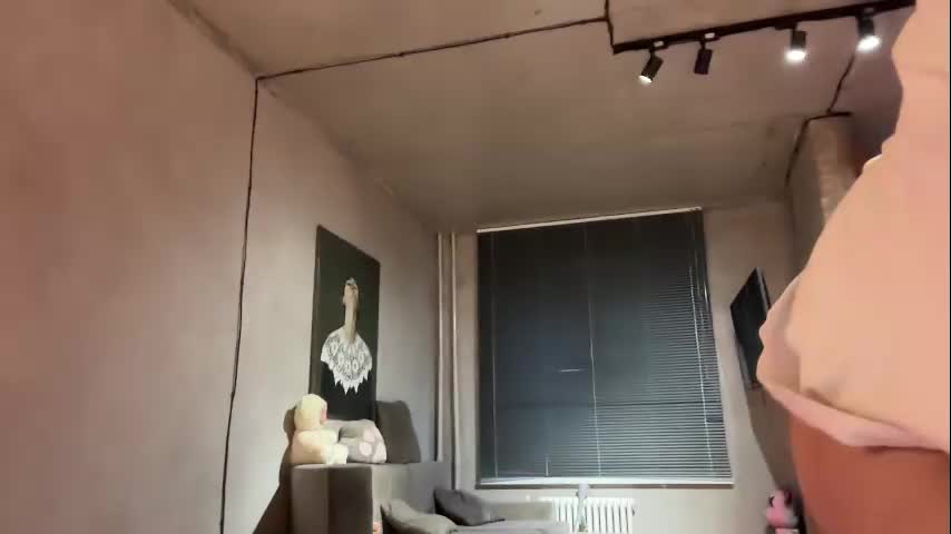 Friend_foryou Cam Show Recorded 2025-05-04