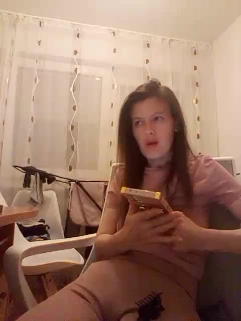 __COVID-19__ Cam Show Recorded 2025-05-04