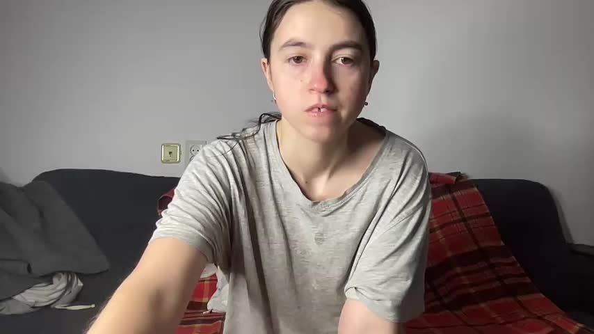 Iren_ferrari Cam Show Recorded 2025-05-04