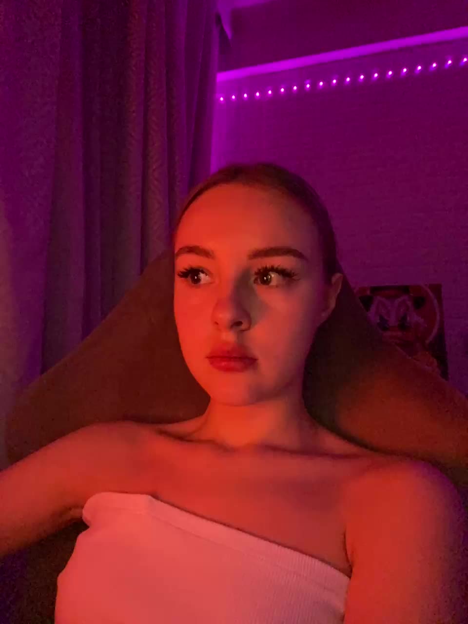 Nestyzz Cam Show Recorded 2025-05-04