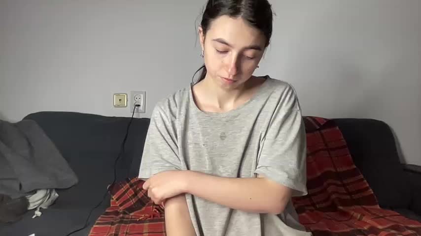 Iren_ferrari Cam Show Recorded 2025-05-04